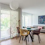 Parco By Quokka 360 - With Large Terrace Near Lido Apartment *