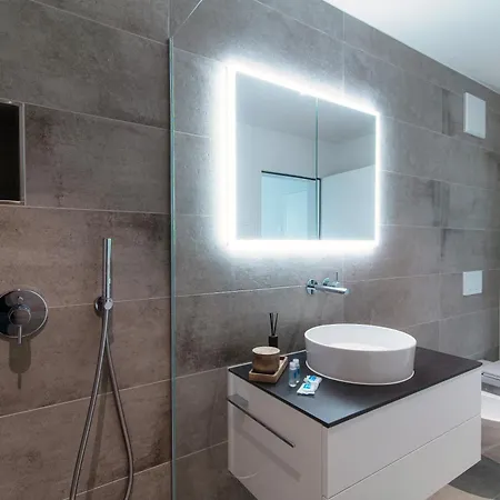 Parco By Quokka 360 - Terraced Flat Close To Lido Apartment Locarno