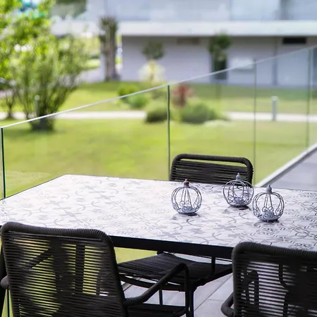 Апартаменты Parco By Quokka 360 - With Large Terrace Near Lido Локарно